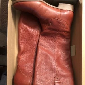 Frye women boots whiskey size 11